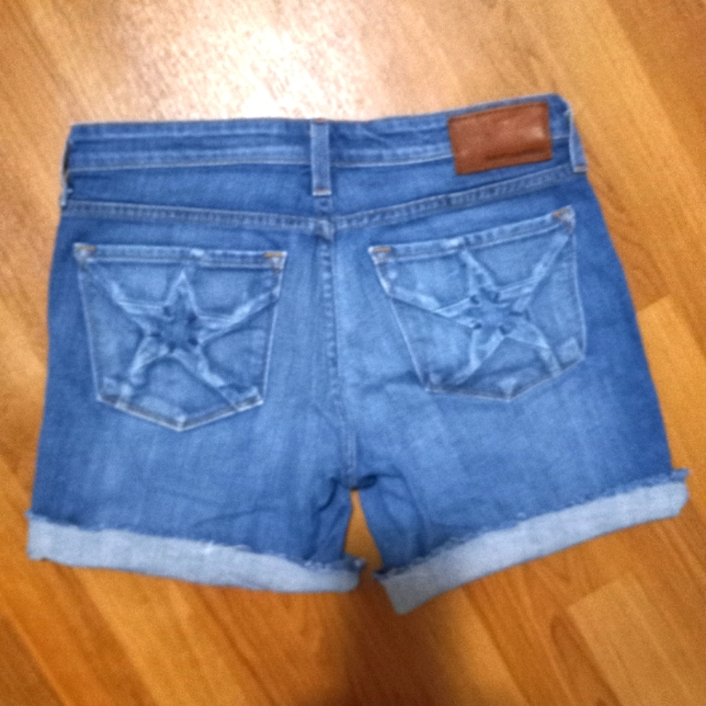 Big Star 32 Remy Low Rise Full Star Pocket Raw Hem Jeans Shorts